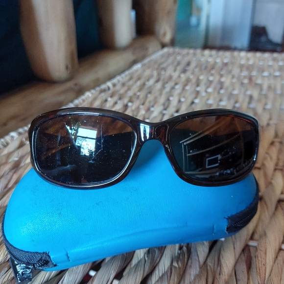 Sunglasses - Picture 1 of 4